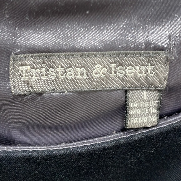 Black dress - Picture 2 of 4